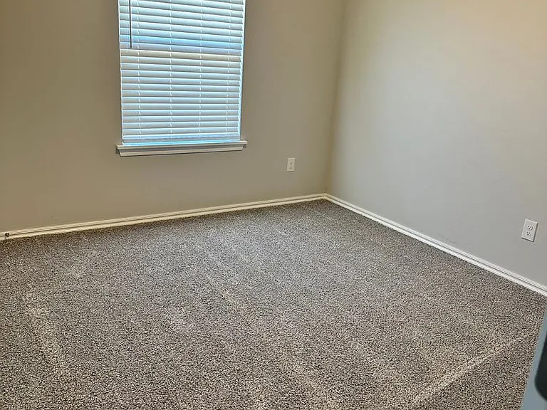 230 SW 34th St #1213 — Photo 8