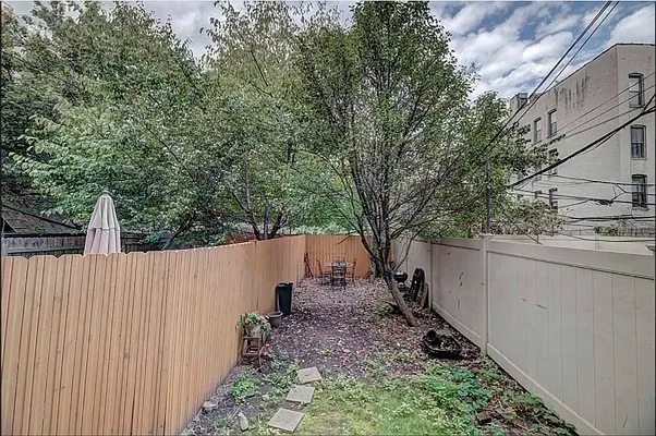 Rented by REAL New York | media 16