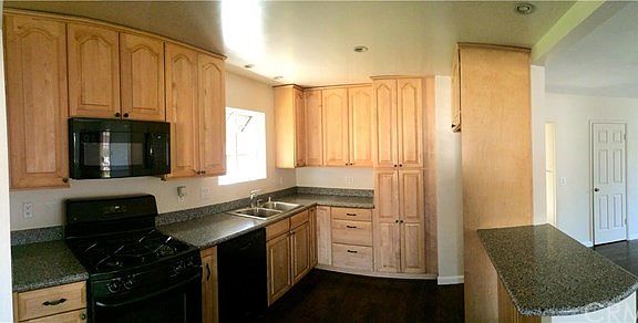 3rd image of 11531 Cheshire St