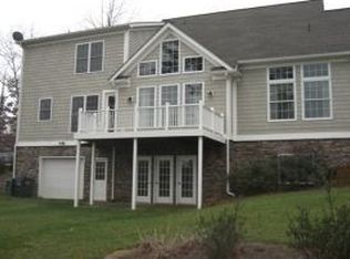 241 Bedford Cir, Greeneville, TN 37743