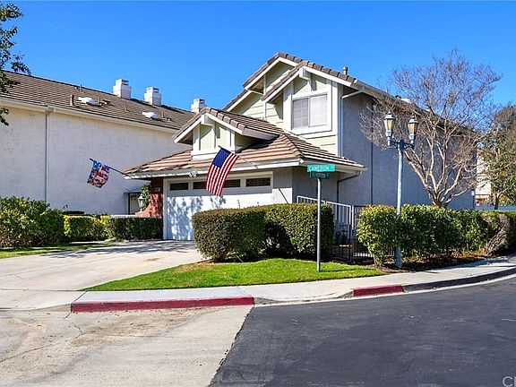4th image of 15848 Cameron Ln
