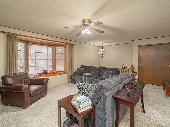 3rd image of 6219 W Coughran Ct