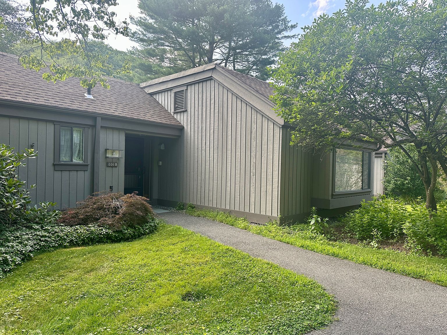 336 Heritage Village #B