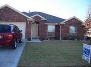 953 Virginia Ln, Saginaw, TX 76179
