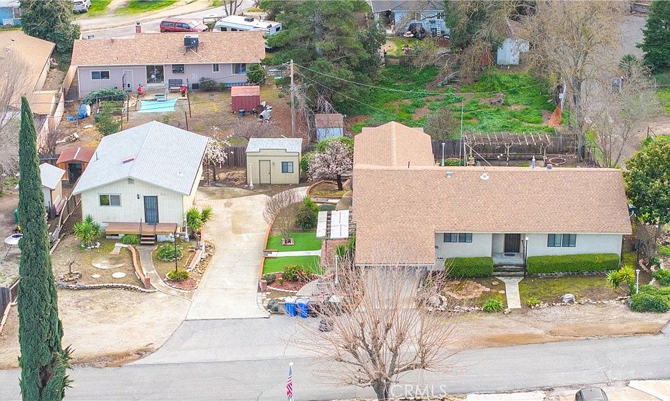 1st image of 323 Crum Rd