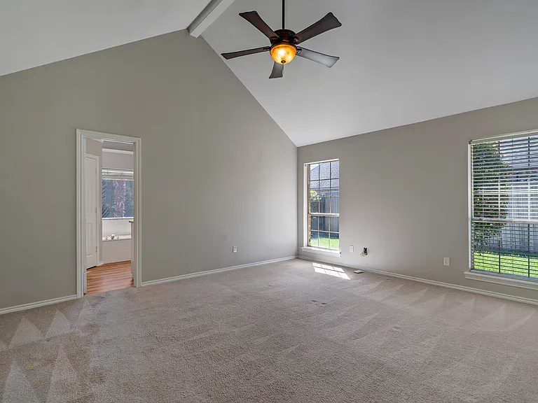 1419 Sweetgum Cir — Photo 21