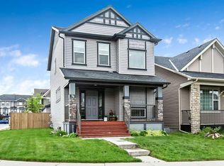 86 W Legacy Cmn SE, Calgary, AB T2X2A9