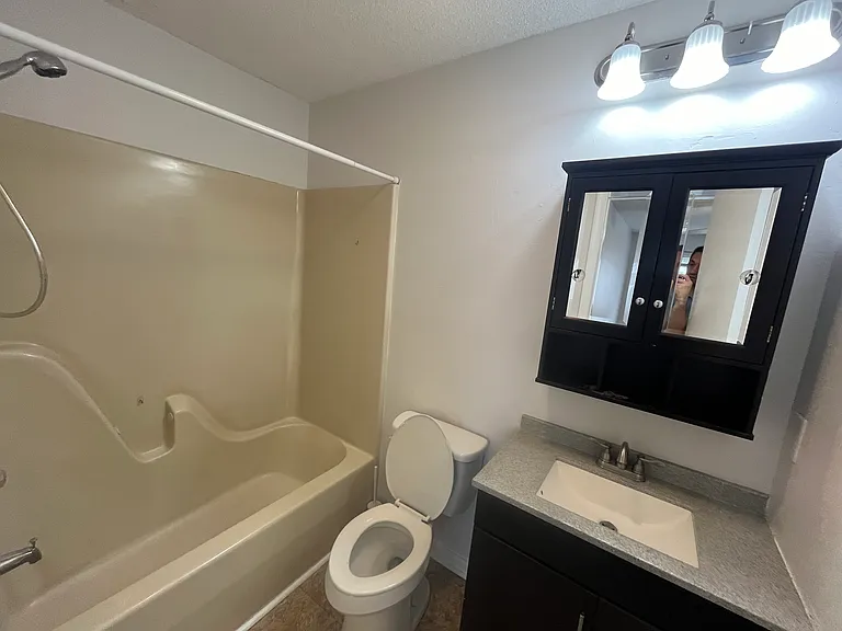 1411 Turkey Ridge Rd #D — Photo 11