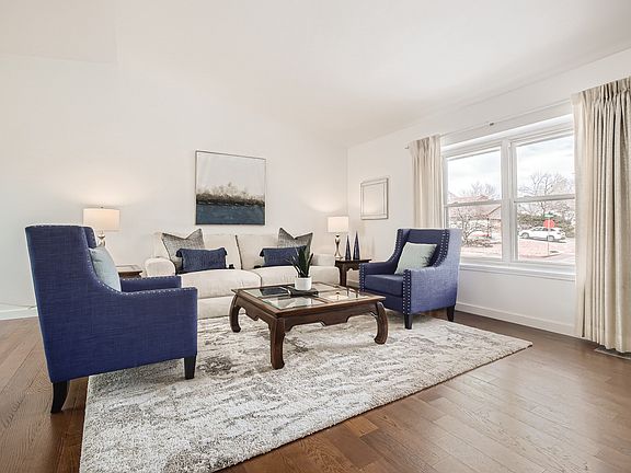 3rd image of 1701 Eyrie Dr