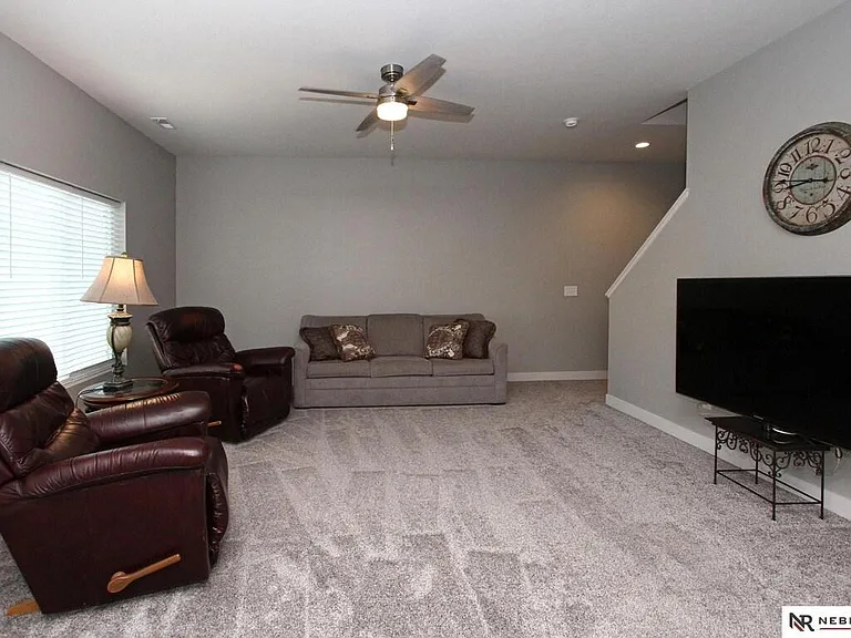 4030 Ballard Cir — Photo 7