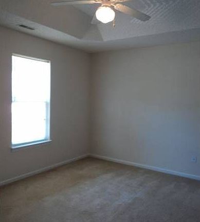 Spacious MBR has tray cei