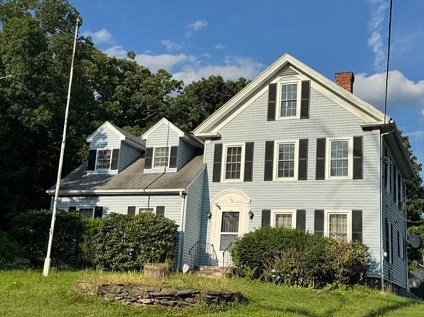185 College St, Worcester, MA 01610