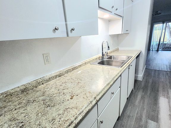 3rd image of 6824 Fuqua #1