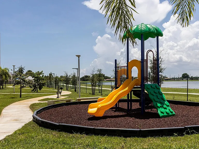 Veridian Shores Apartments Playground