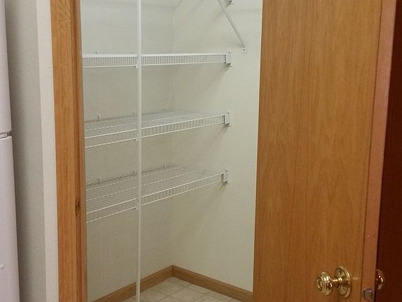 4th image of 560 Kansas Ave Unit 5