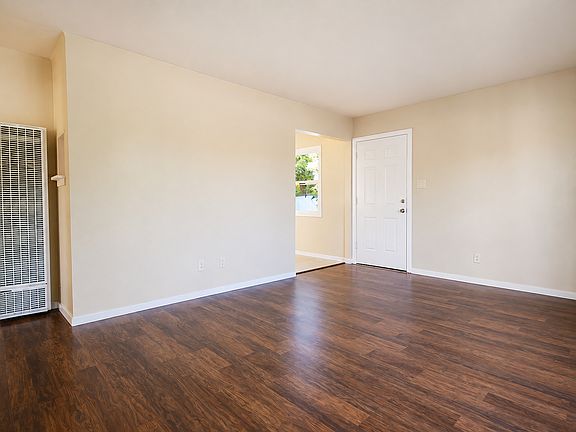 4th image of 129 Anita Rd APT 6