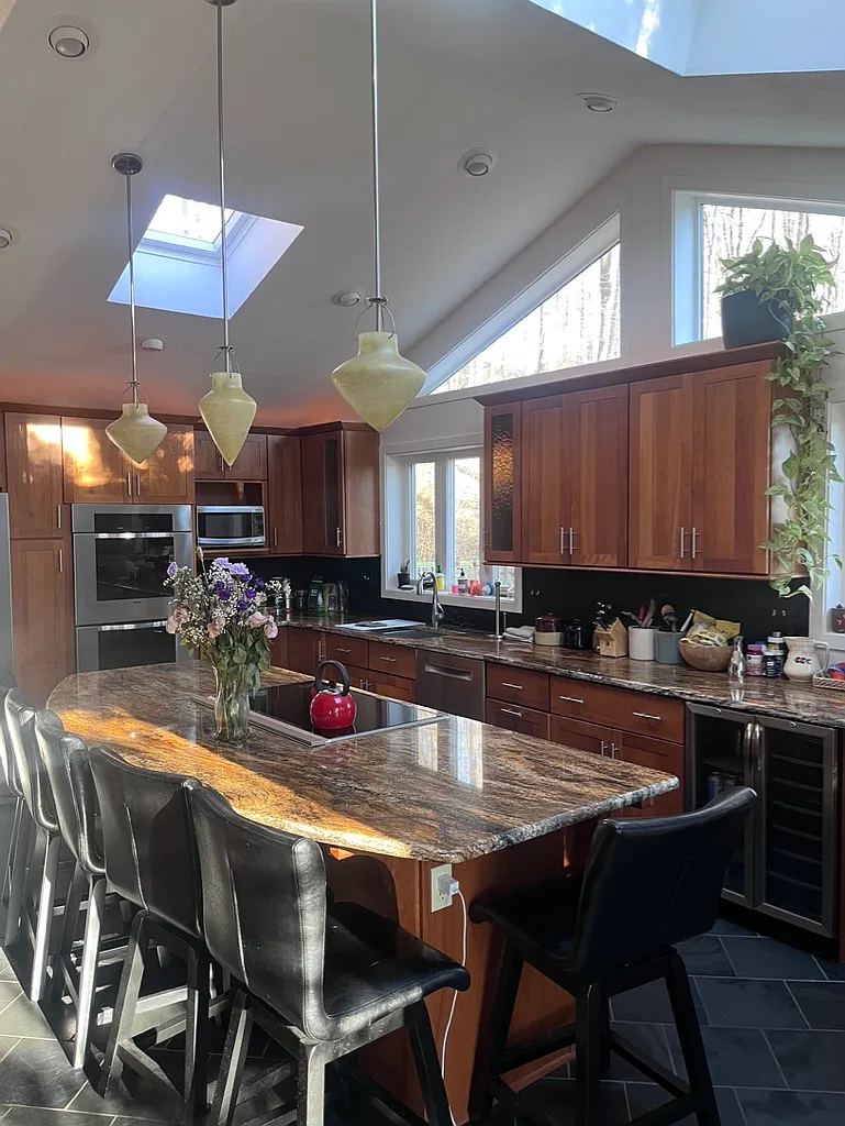 617 Durham Rd — Photo 3