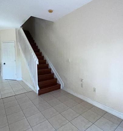 4th image of 10723 NW 85th Ter #8-35