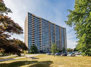 2050 Bridletowne Cir #1712, Toronto, ON M1W2V5