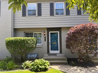 1675 Graefield Rd, Birmingham, MI 48009