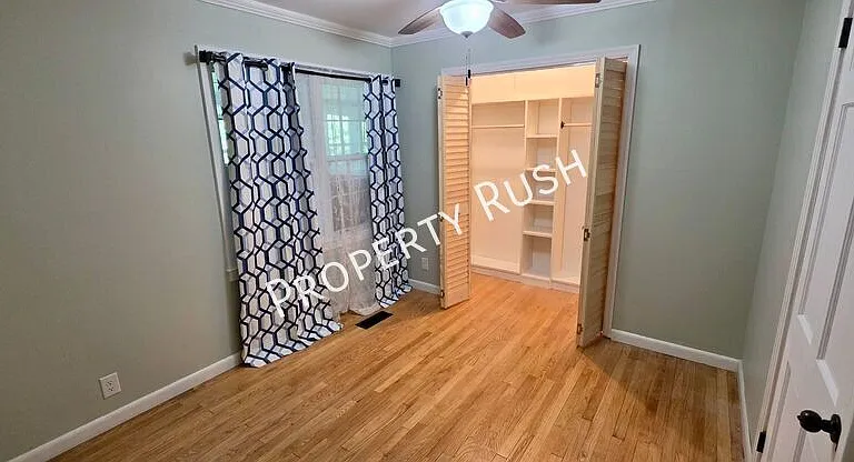 3229 Westonia Dr — Photo 33