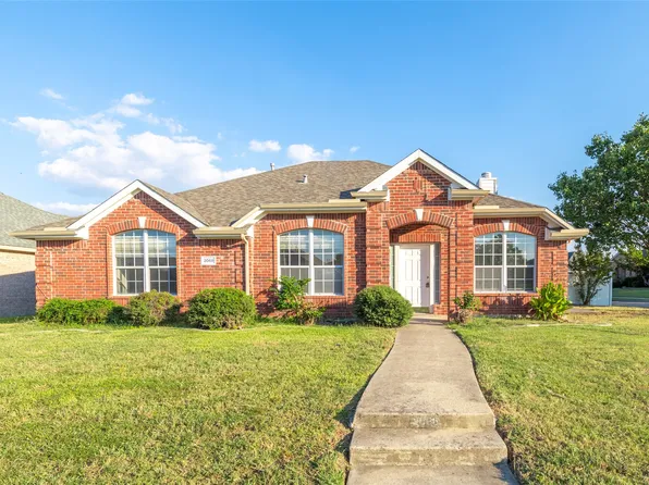 2068 Pecan Creek Dr, Mesquite, TX 75181