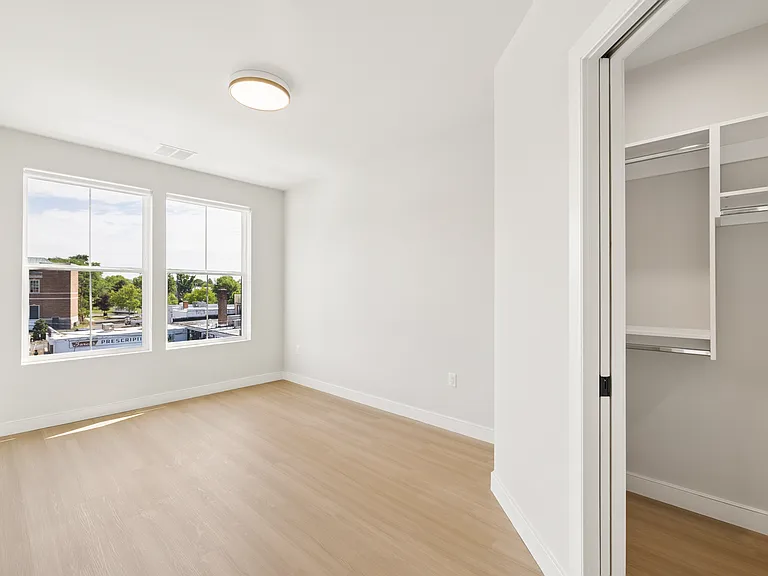 118 Elm Street — Photo 34