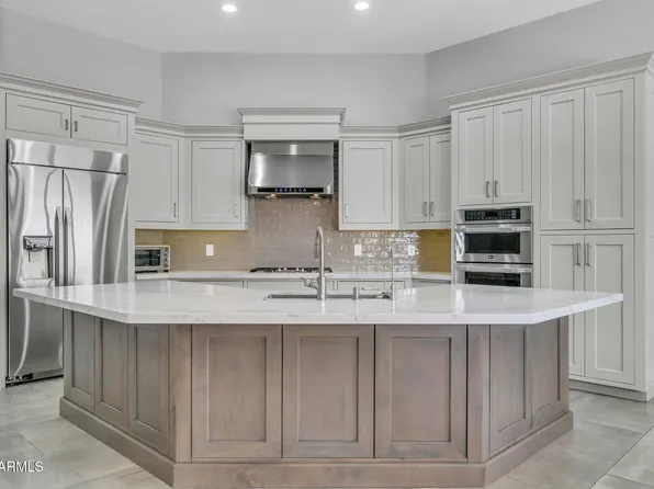 1487 E LAREDO Street, Chandler, AZ 85225