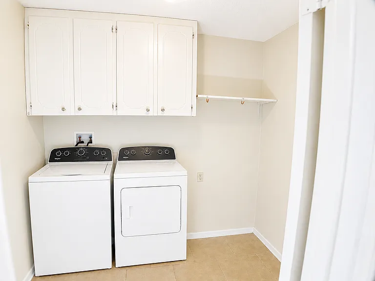100 Merida Dr — Photo 11