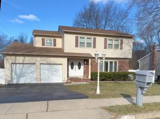 66 Wesleyan Dr, Hamilton, NJ 08690