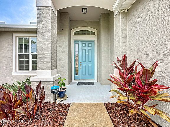 2nd image of 61 LINDSAY Drive