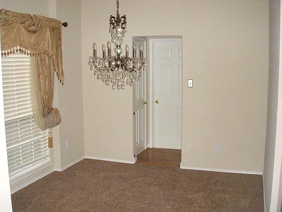 4th image of 2509 Potomac Dr
