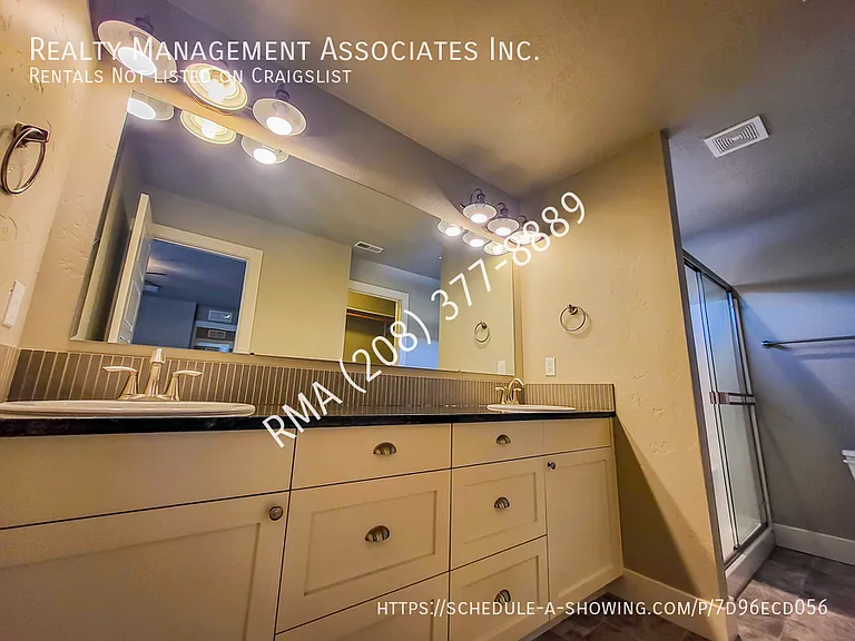 2663 W Malad St — Photo 8