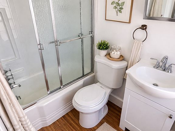 5th image of 308 Union St #2