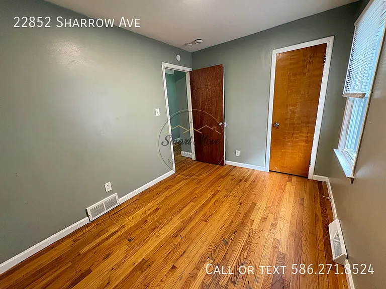 22852 Sharrow Ave — Photo 16
