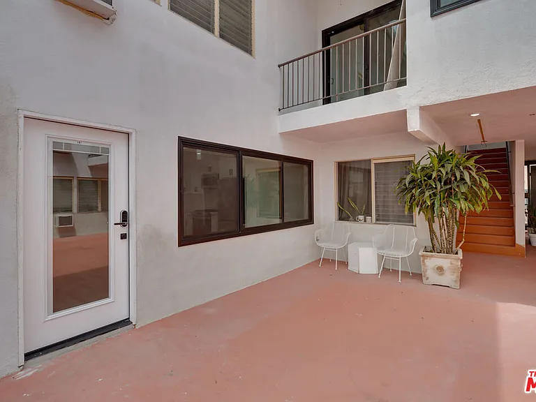 928 N San Vicente Blvd #107 — Photo 15