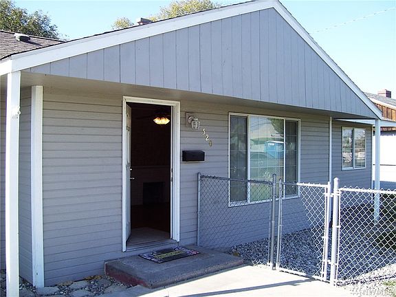 3rd image of 520 S Grand Dr