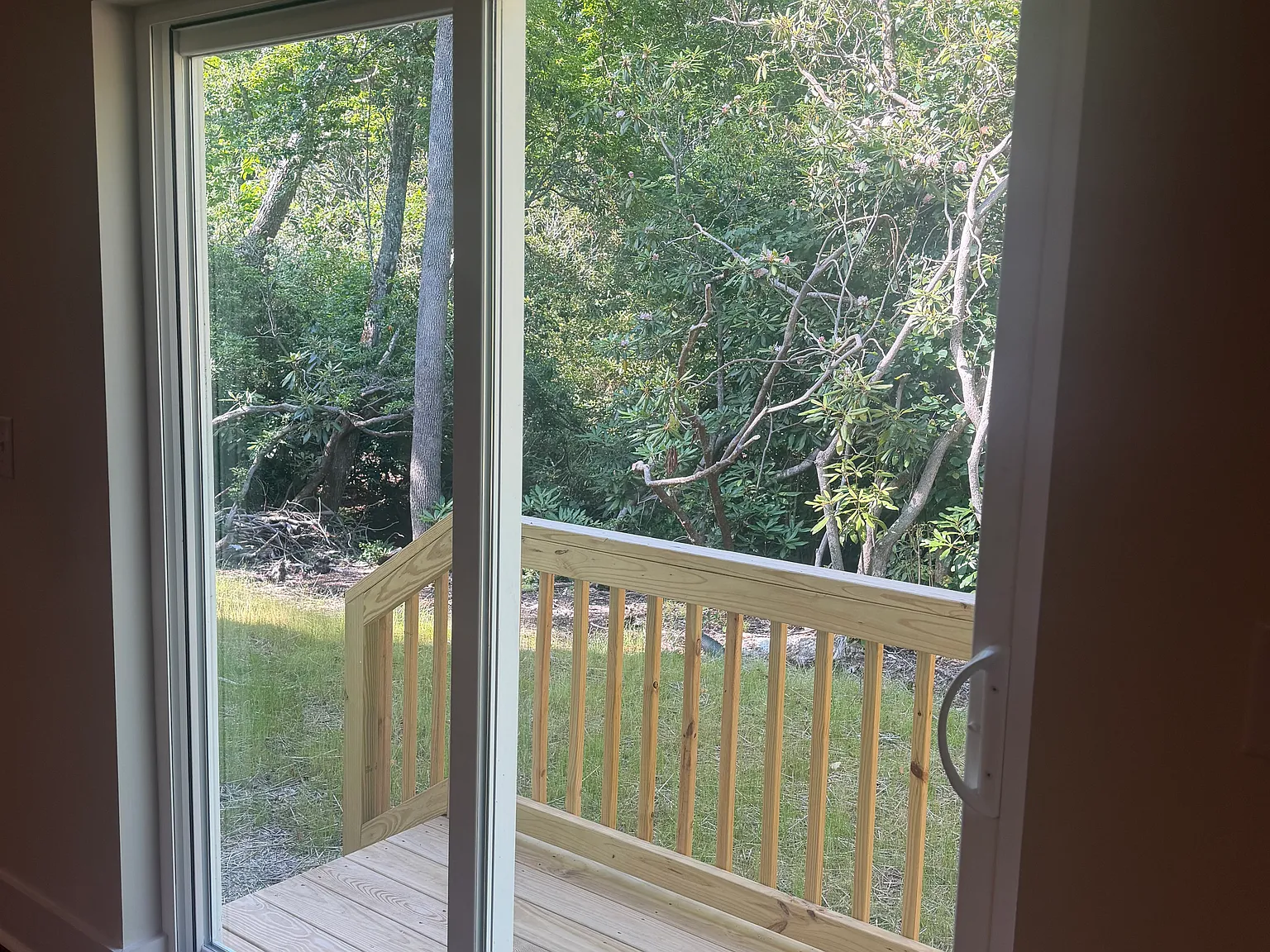 3 bed, 2.5 bath, 2300 sqft, $5,400 — Photo 2