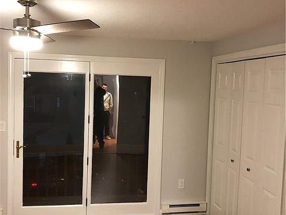 5th image of 42 Farmington Ave APT 6
