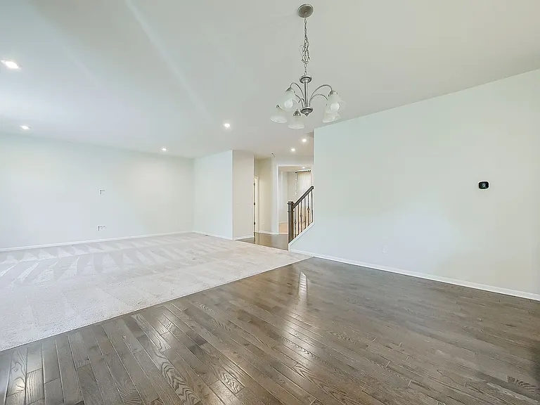 1582 Beachwood Dr — Photo 16