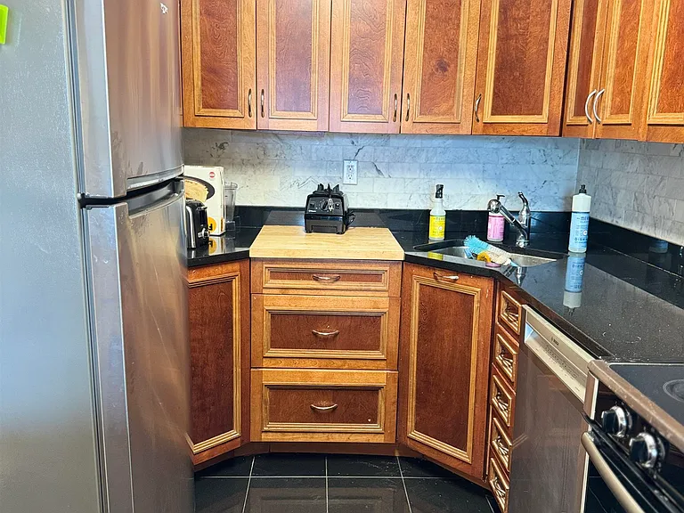 1 Greene St #505 — Photo 2