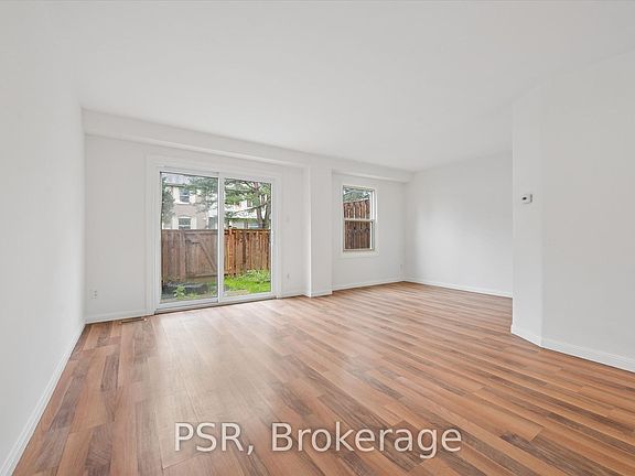 3rd image of 25 Queenston Dr