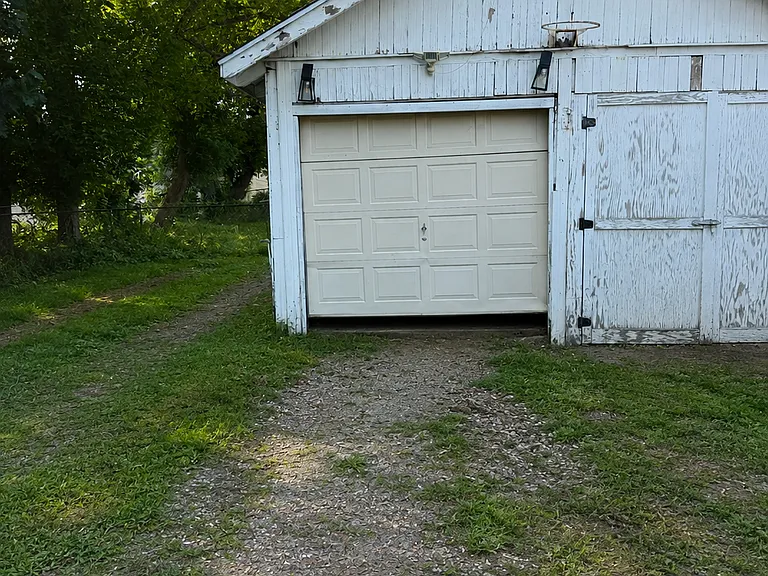 garage