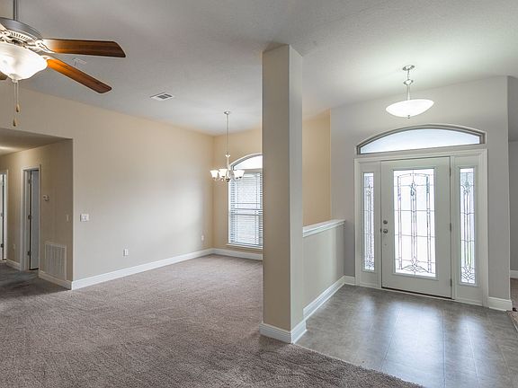 5th image of 5269 English Oak Dr
