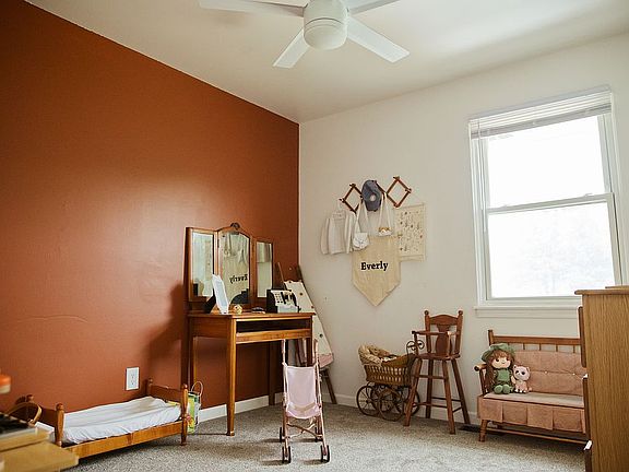 5th image of 1448 Park Ln