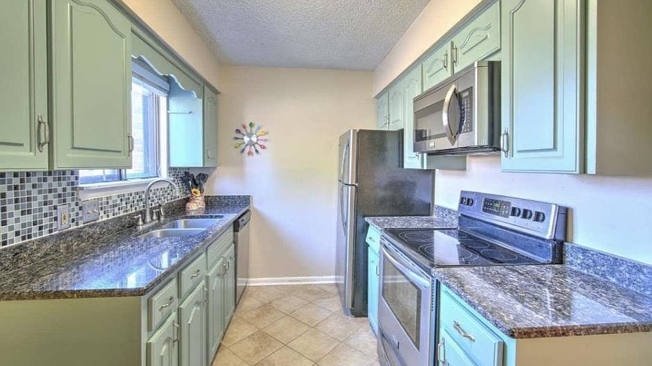 1st image of 19 Briargate Pl #5-B