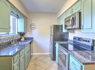 19 Briargate Pl #5-B, Greenville, SC 29615