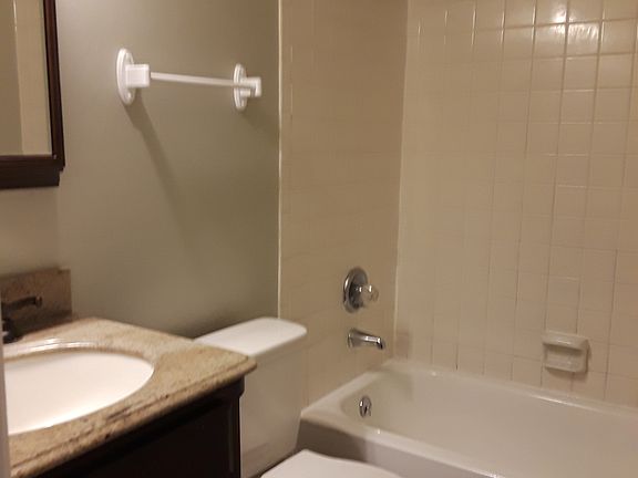 4th image of 102 Jones Ave #D