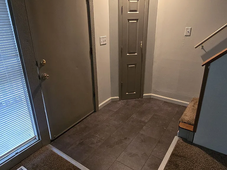 7029 Randolph Dr — Photo 13