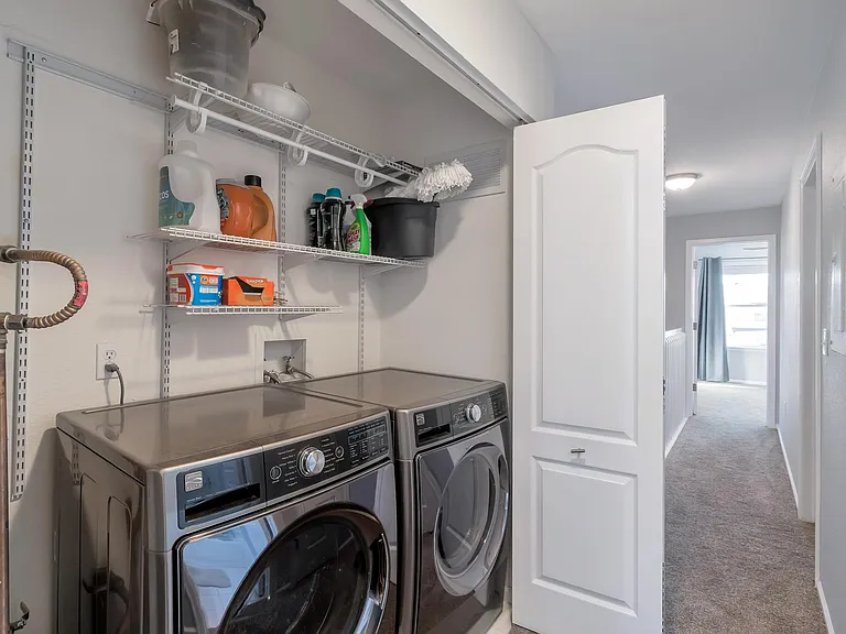 1670 S Deframe St #B4 — Photo 12